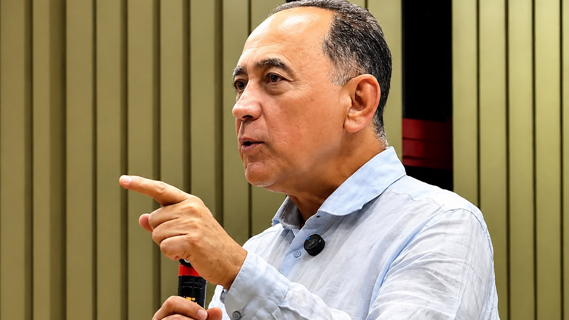 João Paulo Cunha durante visita em Salto