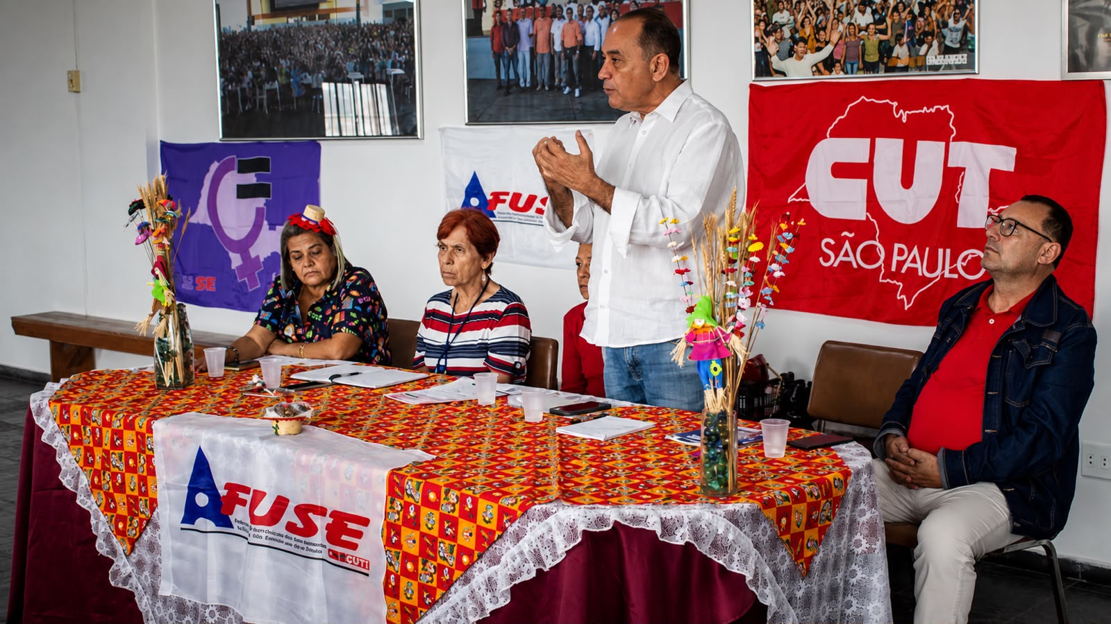 João Paulo Cunha participa de reunião com a AFUSE e trabalhadores da educação