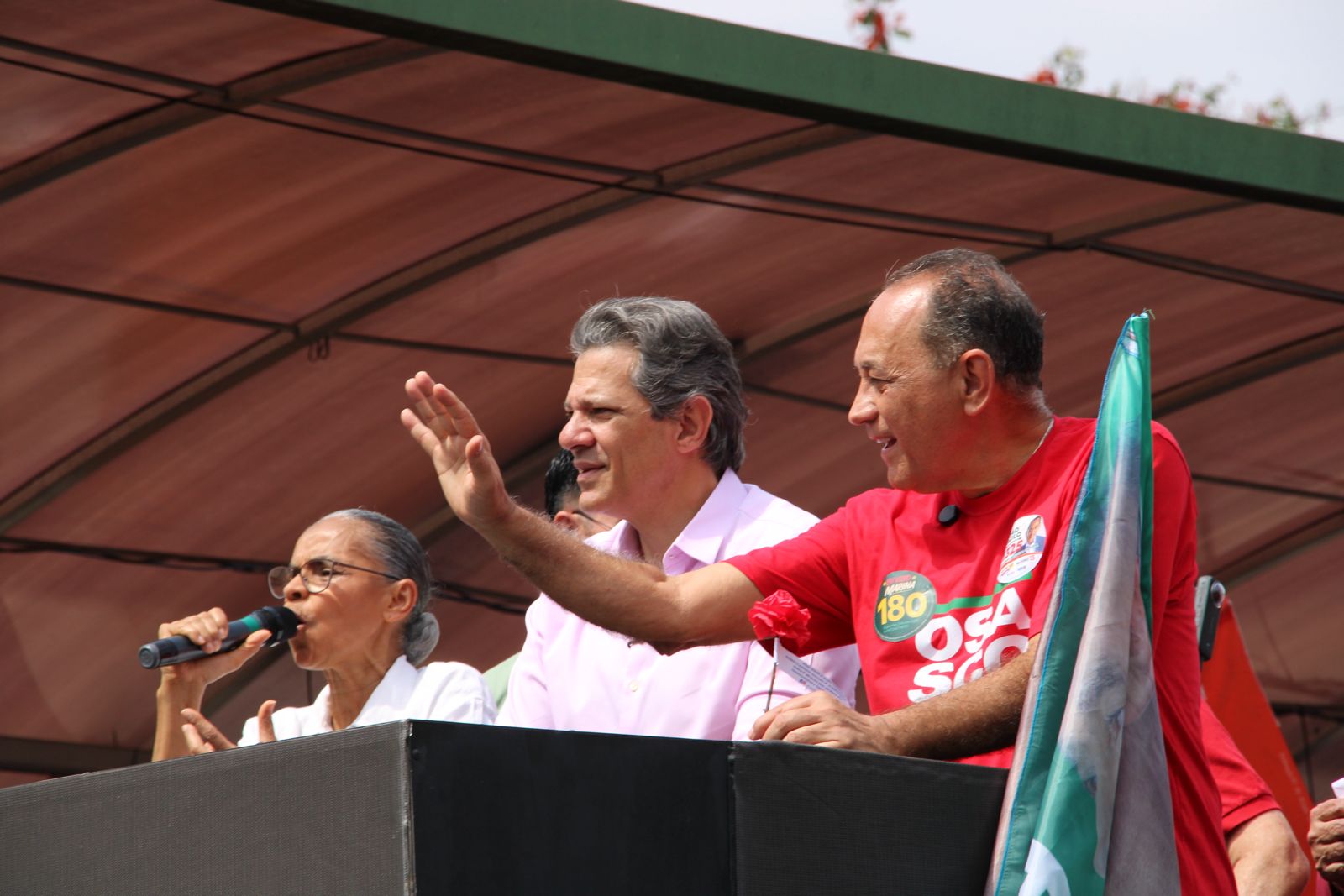 Lideranças participam de ato político em Osasco